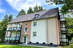 Frisch renovierte 2,5-Zimmer Wohnung im Erdgeschoss mit Dusche