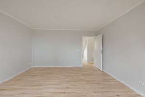 Hochwertig sanierte Wohnung mit Einbauküche und Garage! – Bergischer Ring 41, 42113 Uellendahl-Katernberg, Wuppertal – Vorschaubild 10
