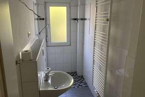Vogelnest in schöner Lage: 1,5-Zimmer-Wohnung in Stadtlage – Neuhofstr. 28, 44795 Weitmar-Mark, Bochum – Vorschaubild 1