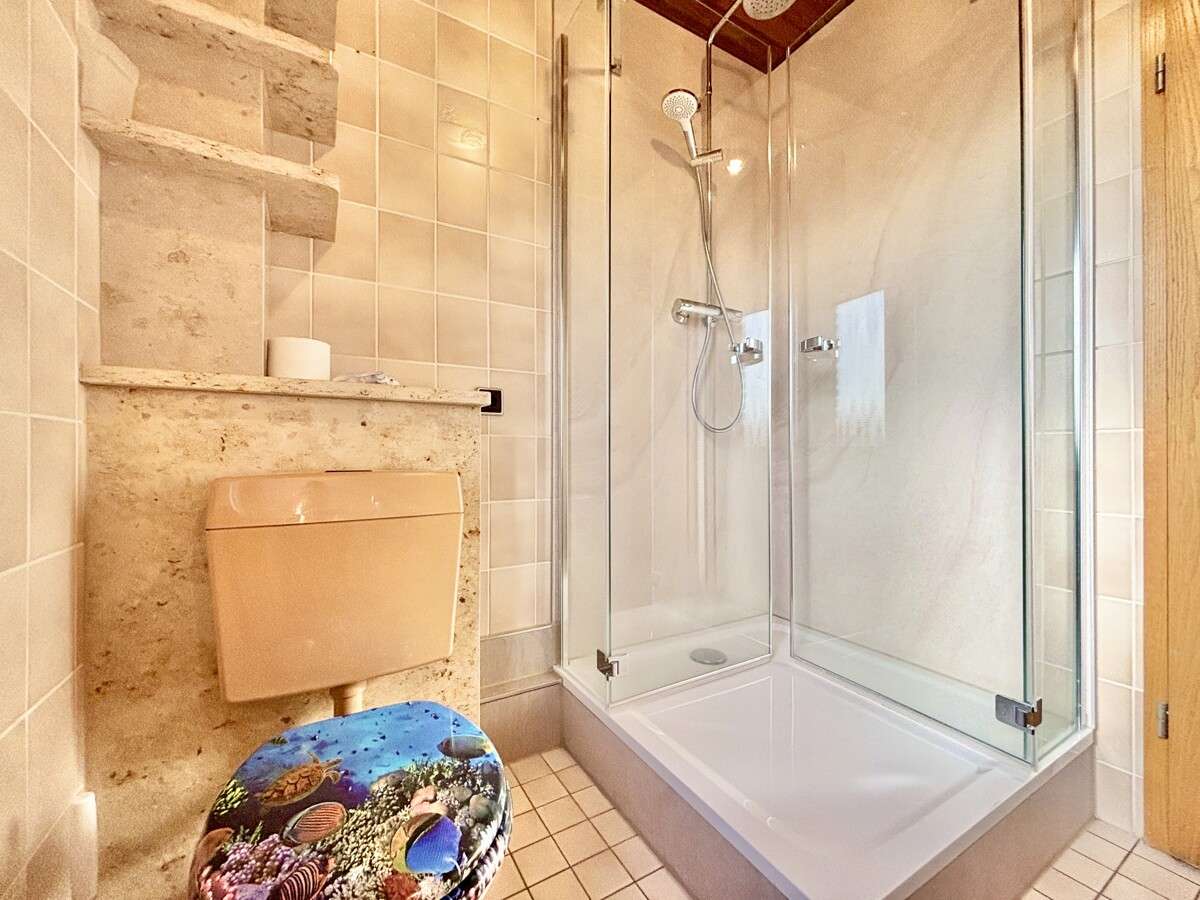 Immobilie in Reichshof - **Geräumiges Einfamilienhaus mit über 5.500 m² Grundstück in Randlage von Reichshof** - Bild 1