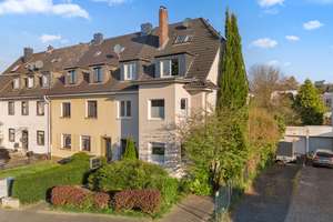 Mehrfamillienhaus in Köln Brück – für Investoren oder zur Eigennutzung als Mehrgenerationenhaus – Die vollständige Adresse der Immobilie erhältst du vom Anbieter., 51109 Brück, Köln – Vorschaubild 2