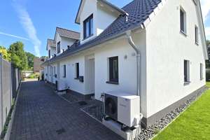 Neuwertiges Reihenhaus mit Garten – Die vollständige Adresse der Immobilie erhältst du vom Anbieter., 23611 Bad Schwartau – Vorschaubild 3