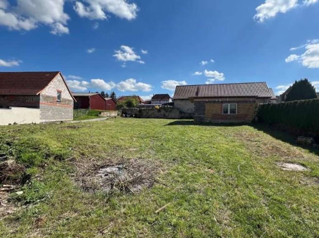 Immobilie in Greußen - Das variable Haus mit Wohlfühlgarantie in Greußen OT Großenehrich - Einfach genießen... - Bild 1