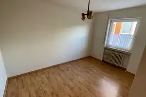 Modernisierte 4-Zimmer-Wohnung mit Balkon in Altdorf bei Nürnberg – Sudetenstraße 20, 90518 Nürnberger Land (Kreis) – Vorschaubild 3