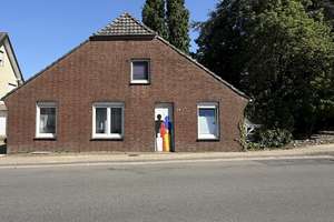 Freistehendes Einfamilienhaus in zentraler Lage von Elten – Die vollständige Adresse der Immobilie erhältst du vom Anbieter., 46446 Emmerich am Rhein – Vorschaubild 2