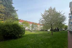 Erstbezug nach Modernisierung: 3-Zimmer Wohnung zentral in Kleefeld mit Balkon – Schulze-Delitzsch-Str. 1, III.OG rechts, 30625 Kleefeld, Hannover – Vorschaubild 2