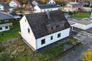 Ideal für Kapitalanleger und Familien / 4 sanierte Wohneinheiten / mehr Mieteinnahmen möglich – Die vollständige Adresse der Immobilie erhältst du vom Anbieter., 38442 Ehmen, Wolfsburg – Vorschaubild 3