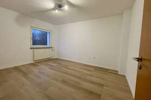 Gepflegte 3-Zimmer Wohnung mit Balkon in Remscheid-Kremenholl – Die vollständige Adresse der Immobilie erhältst du vom Anbieter., 42857 Kremenholl, Remscheid – Vorschaubild 8