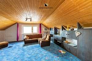 Vater,Mutter,Kind - gern auch mit Oma und Opa
Grosses Haus mit modernisiertem Dach und Ausbaureserv – Die vollständige Adresse der Immobilie erhältst du vom Anbieter., 73630 Remshalden – Vorschaubild 38