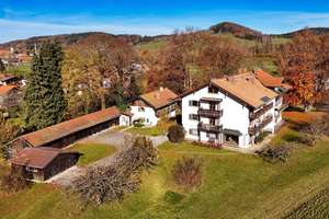 Historisches Mehrfamilienhaus mit zusätzlichem Baurecht – Die vollständige Adresse der Immobilie erhältst du vom Anbieter., 83727 Schliersee – Vorschaubild 4
