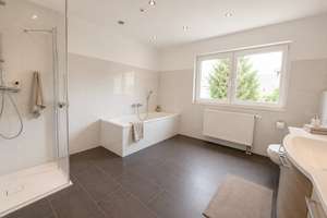 FRANK IMMOBILIEN - Ein Zuhause für Generationen – flexibel, gepflegt und voller Möglichkeiten – Die vollständige Adresse der Immobilie erhältst du vom Anbieter., 12355 Rudow, Berlin – Vorschaubild 7