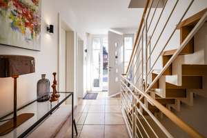 Ruhe, Raum und Stil: Einfamilienhaus mit 6 Zimmern und ca. 762 m² Grundstück – Die vollständige Adresse der Immobilie erhältst du vom Anbieter., 22397 Lemsahl-Mellingstedt, Hamburg – Vorschaubild 13