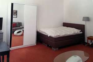 Urbanes Leben in Charlottenburg: Kompaktes Apartment mit Balkon – Röntgenstraße 11, 10587 Charlottenburg, Berlin – Vorschaubild 3