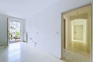 Bezugsfreie 3 Zimmer Altbauwohnung mit Südbalkon in bester Lage in Berlin Mitte – Schönholzer Str. 3, 10115 Mitte (Ortsteil), Berlin – Vorschaubild 5
