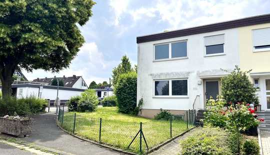 Bild von Charmantes Reihenendhaus mit großem Garten in attraktiver Lage von Bad Homburg v. d. H.