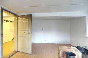 Provisionsfrei! Zentralgeleges Einfamilienhaus mit Scheune, Garage und Garten – Die vollständige Adresse der Immobilie erhältst du vom Anbieter., 72461 Albstadt – Vorschaubild 9