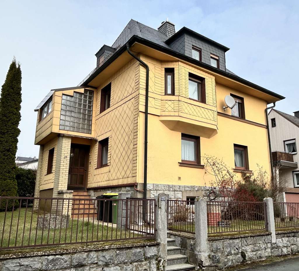 Immobilie in Schwarzenbach a.Wald - Ein-/Zweifamilienhaus in Schwarzenbach am Wald - Bild 1