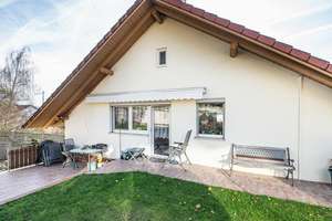 Einfamilienhaus mit gepflegtem Garten, Terrasse und Brunnenwasser-Genuss – Die vollständige Adresse der Immobilie erhältst du vom Anbieter., 93413 Cham – Vorschaubild 6