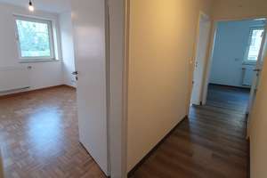 Au/Giesing/Humboldtstr., Wohnung 2-Zi., Küche, Bad, Diele – Humboldtstr. 34, 81543 Untergiesing, München – Vorschaubild 1