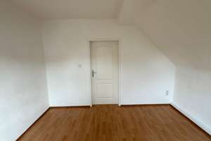 Charmante Altbauwohnung im Fachwerkhaus mit ausgebautem Dachboden – Menninghauser Straße 64, 42859 Zentralpunkt, Remscheid – Vorschaubild 4