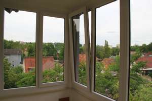 Wohnen mit Wintergarten und Blick ins Grüne 