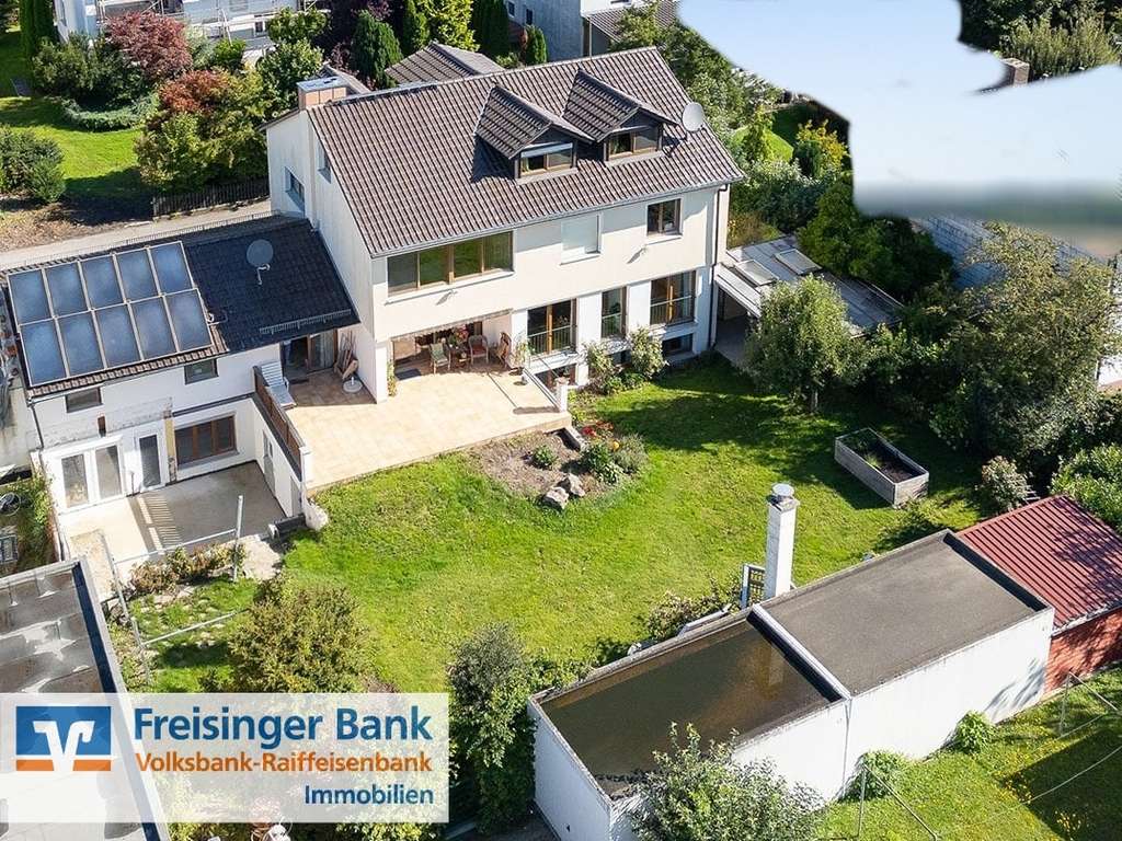 Immobilie in Zolling - Investment-Highlight: Saniertes 4-Parteienhaus in Zolling – Kapitalanlage durch Bestandssicherung - Bild 0