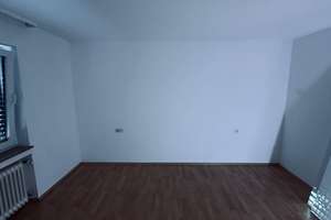 Wohnen mit Charakter: Geräumige 4,5-Zimmer-Wohnung in Reutlingen – Wörthstraße 35/1, 72764 Reutlingen-Mitte, Reutlingen – Vorschaubild 12