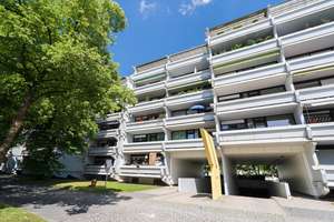 ***Heike Borchers Immobilien***Solide 2-Zimmer-Wohnung zur individuellen Nutzung***zentrale Lage*** – Die vollständige Adresse der Immobilie erhältst du vom Anbieter., 81737 Neuperlach, München – Vorschaubild 1