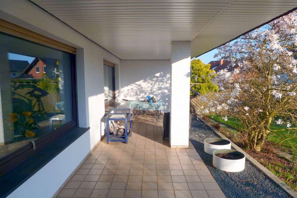 Immobilie in Extertal - Viel Platz im Haus und rund herum mit Vollkeller und Garage! - Bild 4