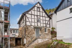 Sanierungsobjekt mit Charme: Historisches Fachwerkhaus in ruhiger Lage zum Neugestalten. – Die vollständige Adresse der Immobilie erhältst du vom Anbieter., 53505 Altenahr – Vorschaubild 2