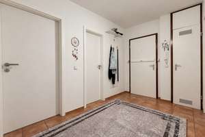 Jetzt entdecken: Charmante 3-Zimmerwohnung in gefragter Wohnlage zu verkaufen! – Die vollständige Adresse der Immobilie erhältst du vom Anbieter., 53121 Endenich, Bonn – Vorschaubild 2