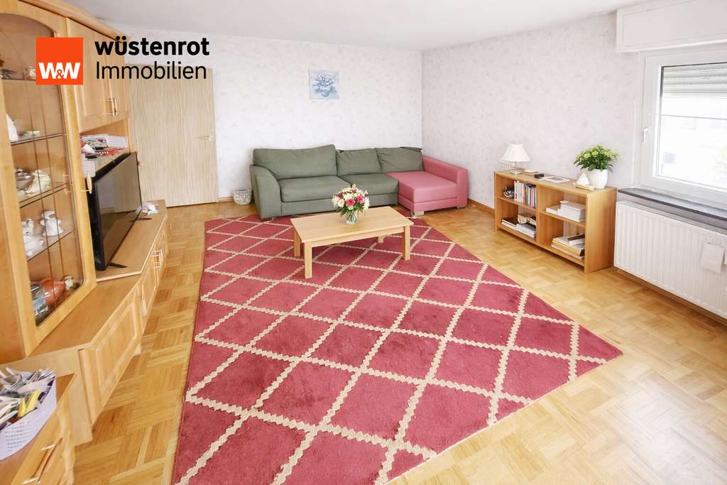 Immobilie in Gründau - Vermietetes 3-Familienhaus mit Cashflow, Potenzial, Garagen & großem Grundstück in Gründau-Lieblos! - Bild 3