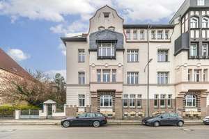 Leipzig-Altlindenau: Helle 6-Zimmer-Maisonette mit 2 Bädern im denkmalgeschützten Altbau – Die vollständige Adresse der Immobilie erhältst du vom Anbieter., 4177 Altlindenau, Leipzig – Vorschaubild 1