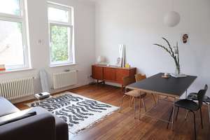 Schöne, sonnige 2 Zimmer Altbau-Wohnung im Stuttgarter Westen – Die vollständige Adresse der Immobilie erhältst du vom Anbieter., 70193 Vogelsang, Stuttgart – Vorschaubild 2