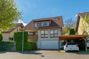 Großzügiges Einfamilienhaus mit Einliegerwohnung sowie Doppelgarage und Carport – Die vollständige Adresse der Immobilie erhältst du vom Anbieter., 33100 Kernstadt, Paderborn – Vorschaubild 2