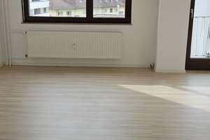 Schöne 3-Zimmer-Wohnung in ruhigem Mehrfamilienhaus mit Balkon – Die vollständige Adresse der Immobilie erhältst du vom Anbieter., 75173 Südweststadt, Pforzheim – Vorschaubild 3
