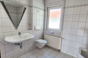 **Mehrheitseigentum mit 2 Wohnungen im ruhig gelegenen 3-Parteien-Haus!** – Elsterweg 9, 72589 Alb-Donau-Kreis – Vorschaubild 8