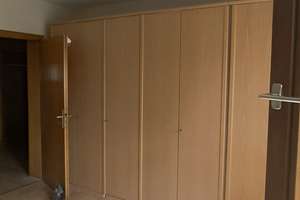 Sofort frei !! Großzügige 3,5-Zimmer-Wohnung mit zwei Balkonen, Kamin und Blick auf den Roten Fels – 55583 Bad Münster am Stein-Ebernburg – Vorschaubild 3