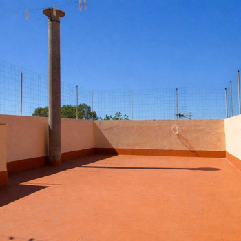 Dorfhaus mit Terrasse und Garage in Muro