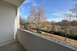 Direkt Am Stadtpark, Ihre neue 3 Raum Wohnung mit Balkon