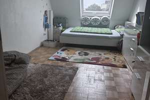 Lichtdurchflutete Dachgeschosswohnung mit offener Küche, Kamin, Tiefgarage und modernem Wohnkomfort – Die vollständige Adresse der Immobilie erhältst du vom Anbieter., 22045 Jenfeld, Hamburg – Vorschaubild 11