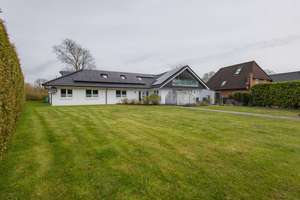 Exklusives Einfamilienhaus in Nordseenähe auf rund 300 m² Wohnfläche mit Traumgrundstück – Die vollständige Adresse der Immobilie erhältst du vom Anbieter., 25872 Ostenfeld (Husum) – Vorschaubild 35