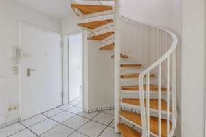 Helle Maisonette-Wohnung im 2. OG mit Ateliergeschoss und Dachloggia, Stellplatz + Garagenstellplatz – Die vollständige Adresse der Immobilie erhältst du vom Anbieter., 45136 Bergerhausen, Essen – Vorschaubild 11