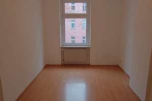 ideale Kapitalanlage: Stilvolle Altbauwohnung im 3. OG – Petersburger Straße 39, 10249 Friedrichshain, Berlin – Vorschaubild 7