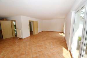 Charmantes Einfamilienhaus in ruhiger Lage – Die vollständige Adresse der Immobilie erhältst du vom Anbieter., 78628 Rottweil – Vorschaubild 9
