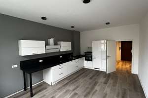 Moderne 2,5-Zimmer-Wohnung | EBK | Balkon | HWR | Zentrale Lage – Adelheidstraße 66, 65185 Mitte, Wiesbaden – Vorschaubild 5