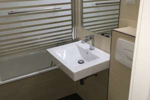 Top renovierte Wohnung mit Einbauküche. – Annaberger Str. 36, 9111 Zentrum, Chemnitz – Vorschaubild 7
