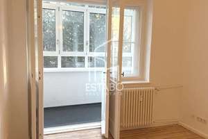Gepflegte und bezugsfreie helle 2-Zimmer-Wohnung am Schoelerpark mit Wintergarten und Gartenblick – Die vollständige Adresse der Immobilie erhältst du vom Anbieter., 10715 Wilmersdorf, Berlin – Vorschaubild 11