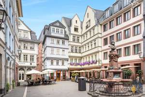 Prestigeträchtige Etagenwohnung mit einzigartigem Altstadtflair im Herzen der Frankfurter Altstadt