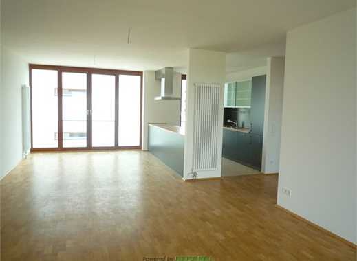 Am höchsten Punkt F-Riedberg-exklusive 4-Z-Wohnung mit 2 Bädern, EBK u. Balkon